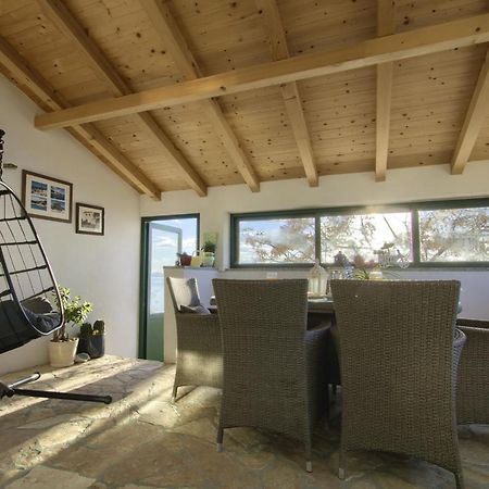 Old Fisherman'S House - Apartment Sonja Banj Bagian luar foto