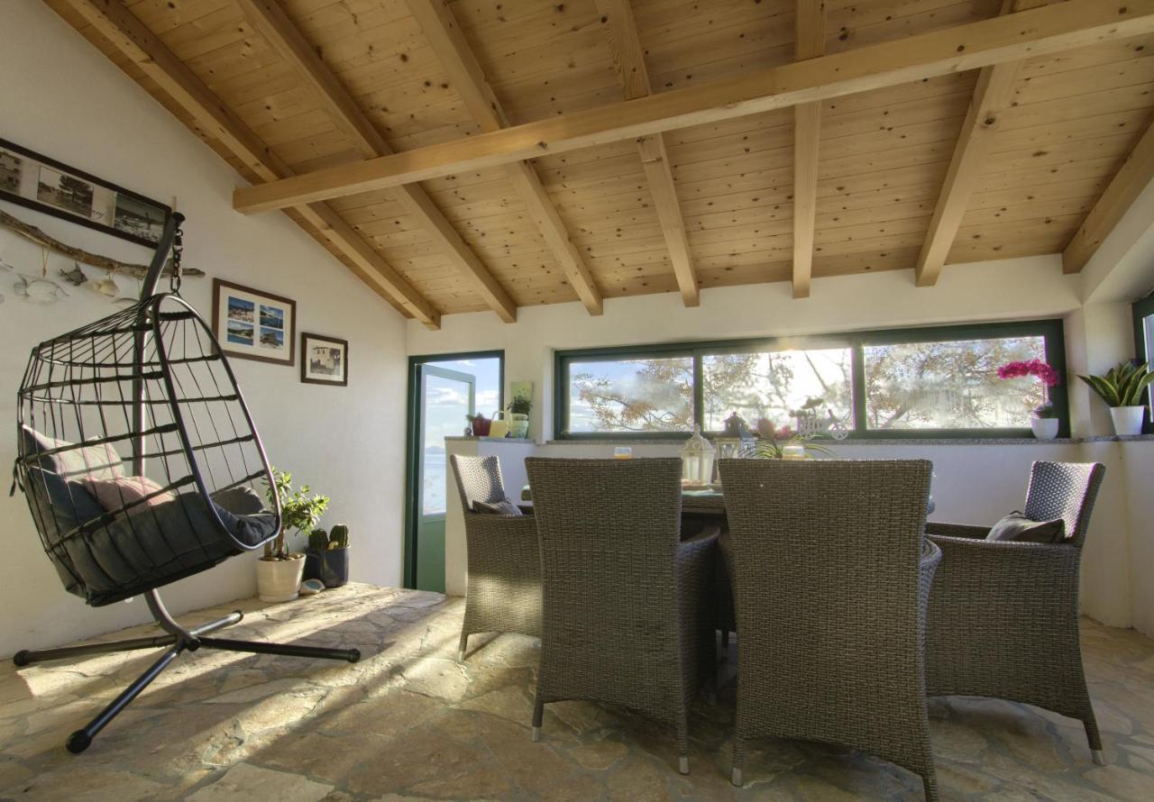 Old Fisherman'S House - Apartment Sonja Banj Bagian luar foto