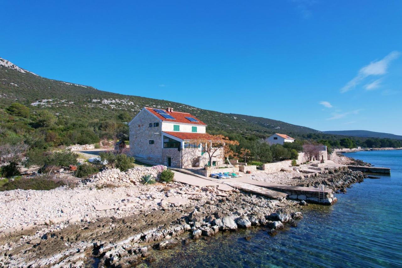 Old Fisherman'S House - Apartment Sonja Banj Bagian luar foto
