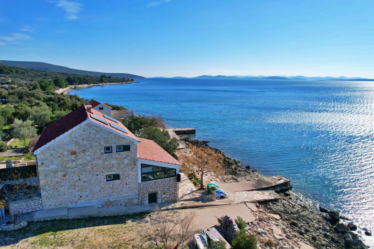 Old Fisherman'S House - Apartment Sonja Banj Bagian luar foto