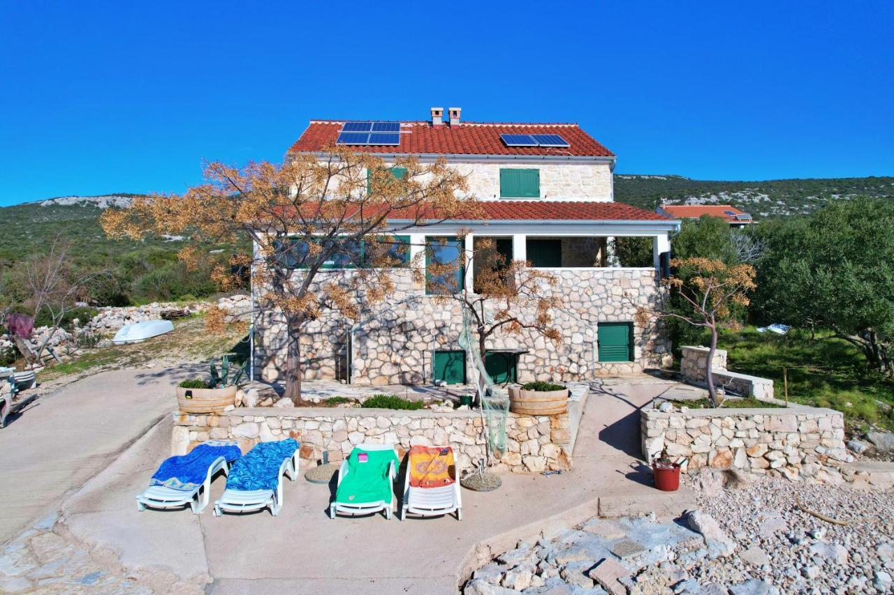 Old Fisherman'S House - Apartment Sonja Banj Bagian luar foto