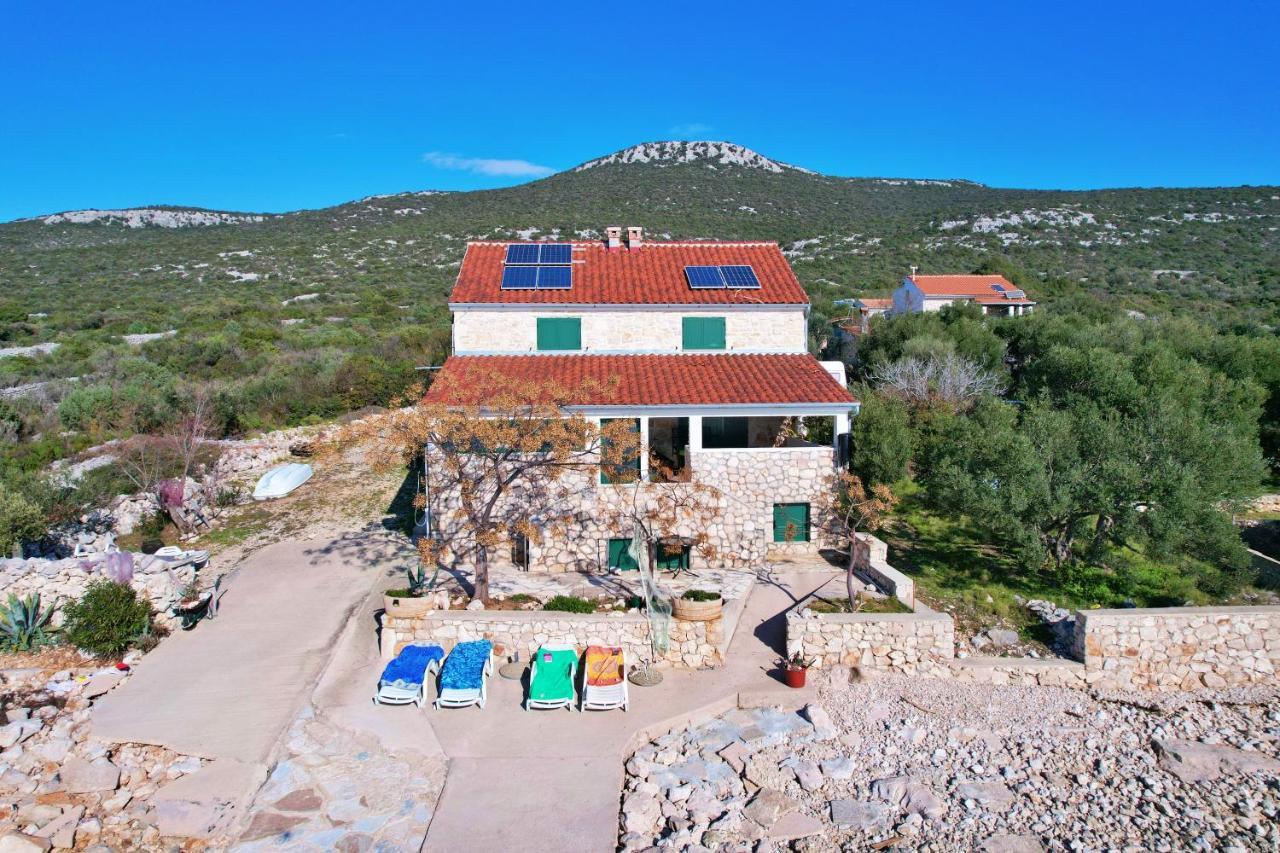 Old Fisherman'S House - Apartment Sonja Banj Bagian luar foto