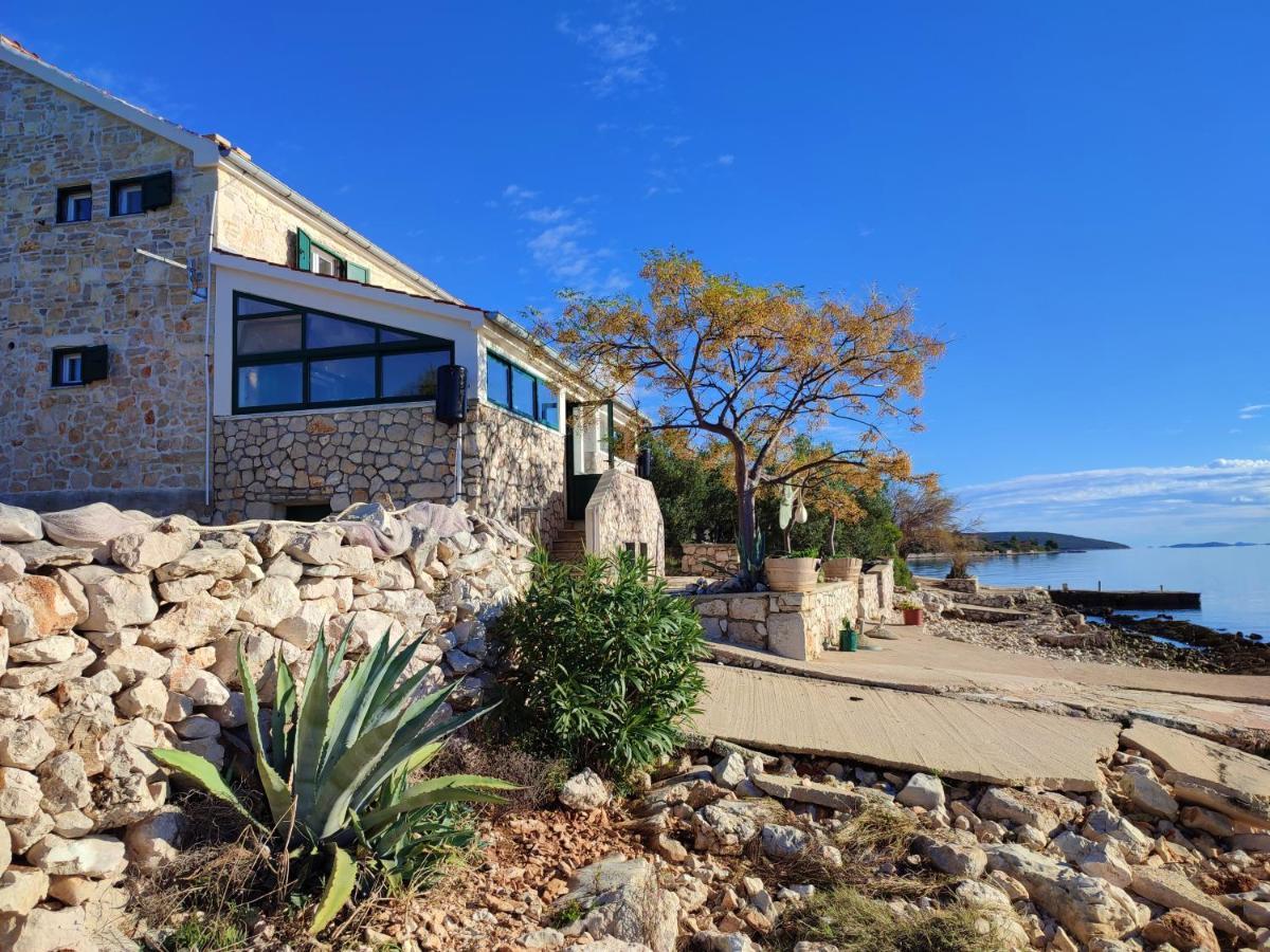 Old Fisherman'S House - Apartment Sonja Banj Bagian luar foto